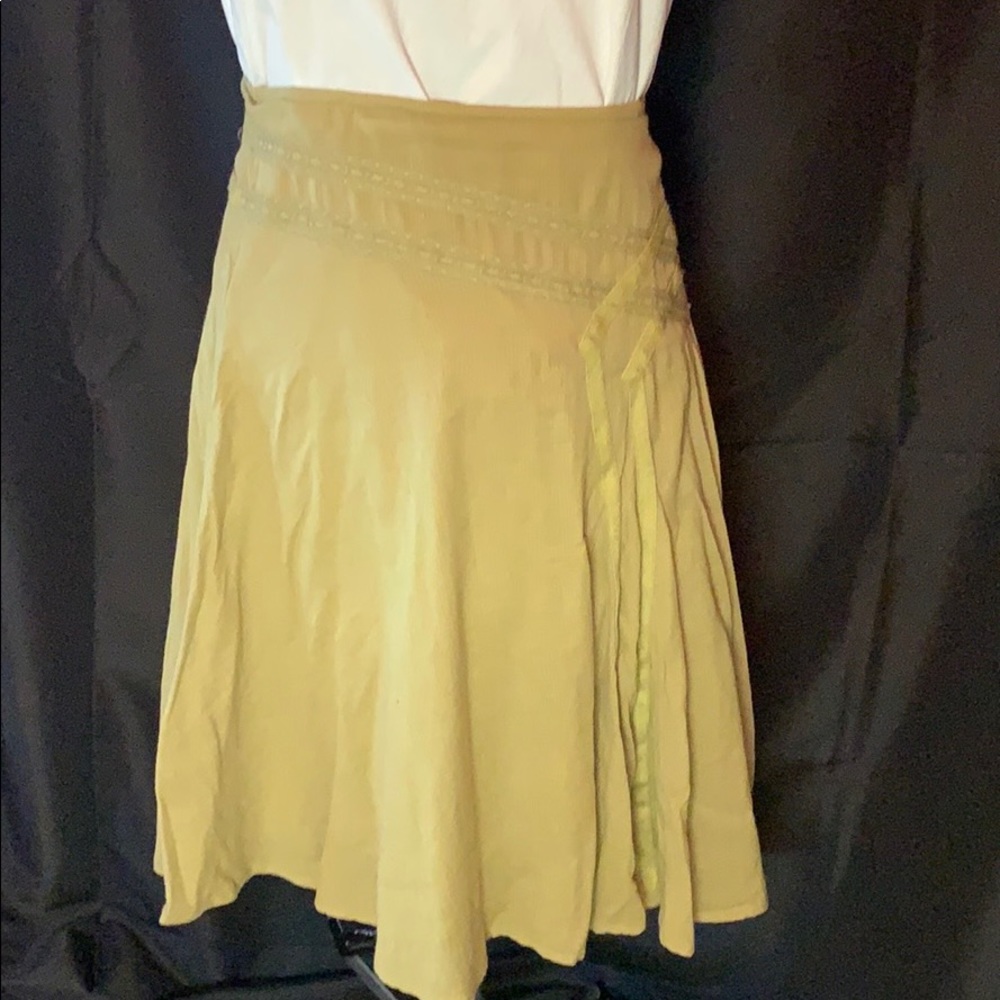 DKNY-Pretty lace detail skirt